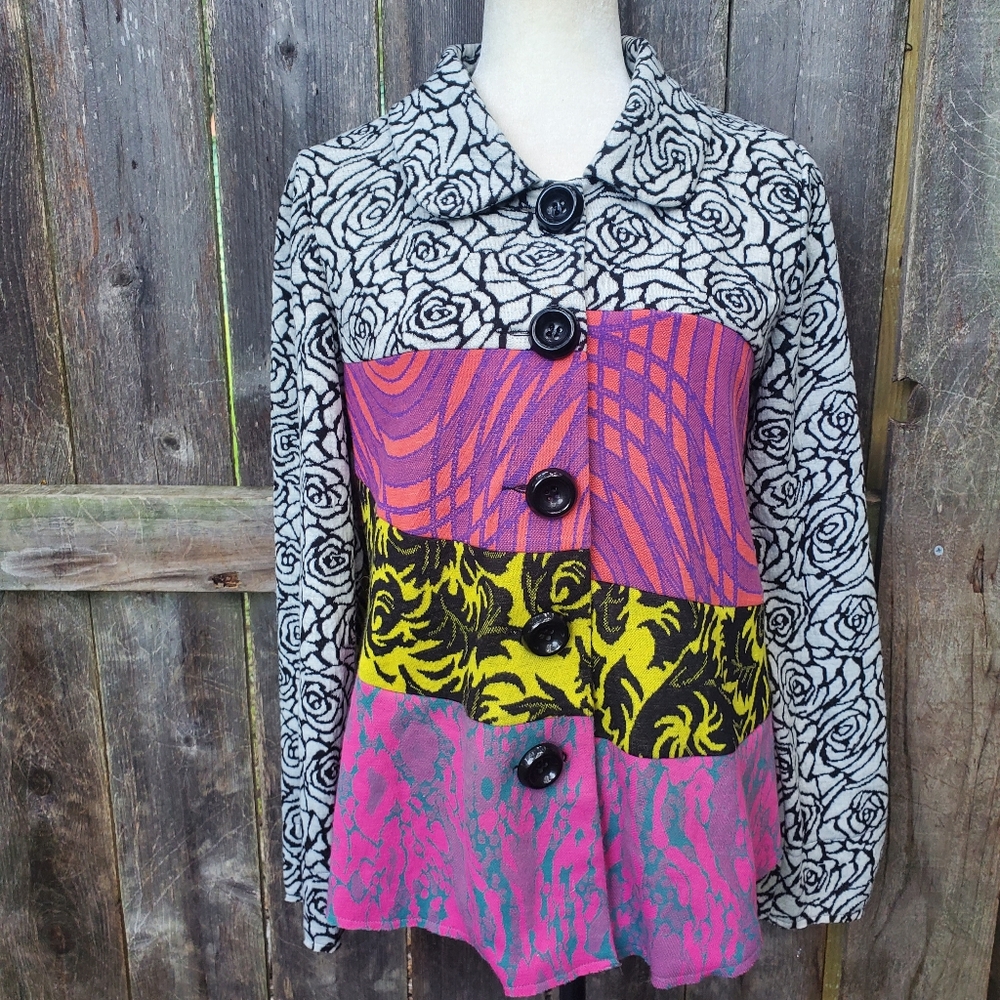 Aunt Wanda Anthropologie Wearable Art Big Button Sweater Jacket Rose Pattern M